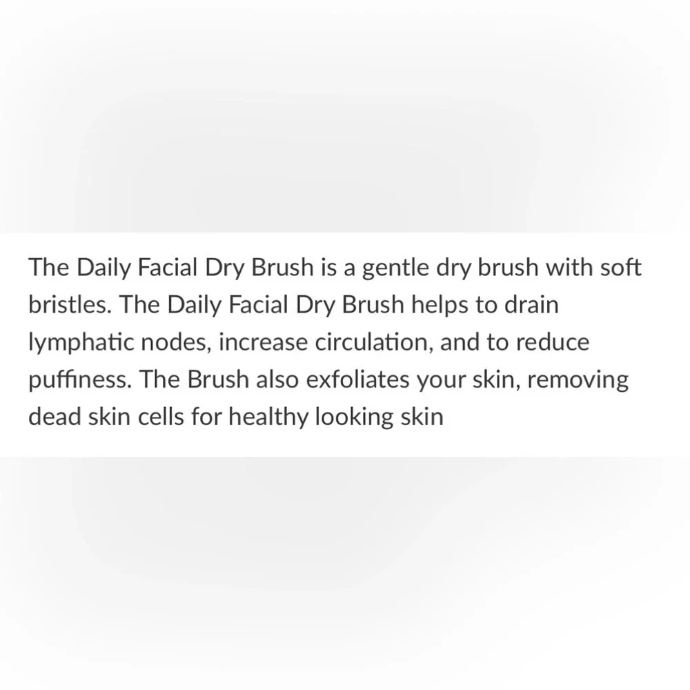 🖤 FACE IT- you’re beautiful!  Facial mini scrubber AND facial dry brush.